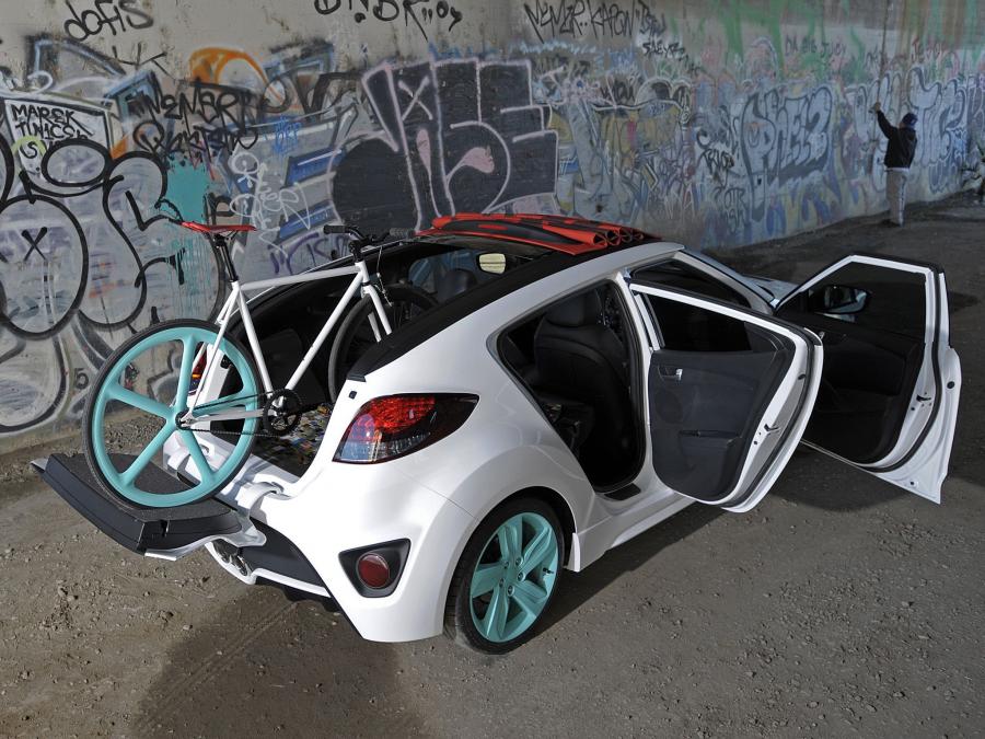  Hyundai Veloster C3 Roll Top Concept 2012 года  (фото 29 из 32)